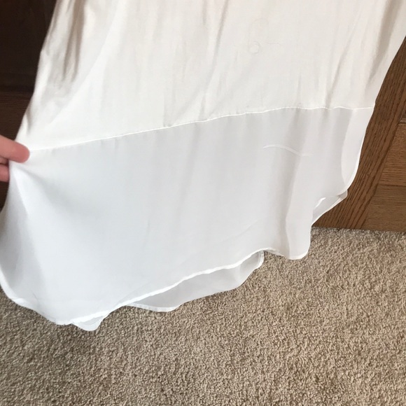 White tee - Picture 3 of 5